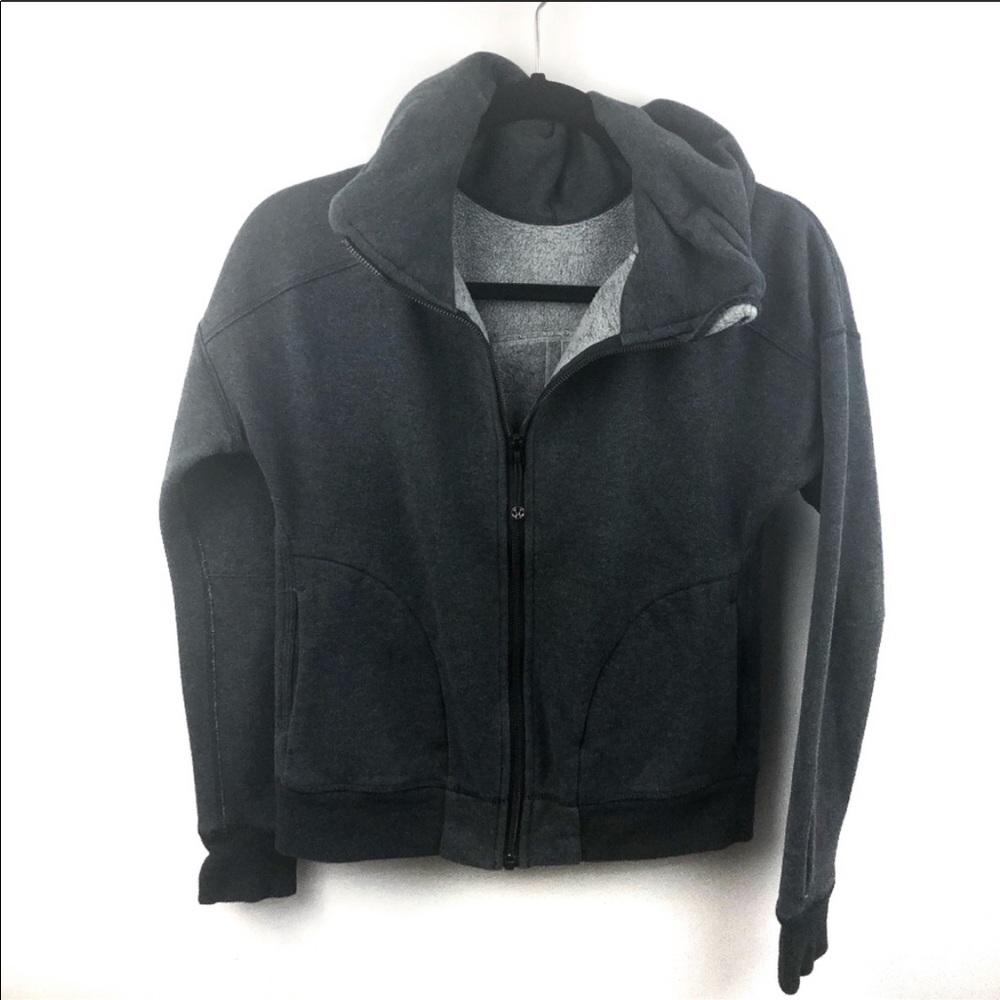 🍂🍁🍄Lululemon thick gray zip up sweatshirt🍂🍁🍄